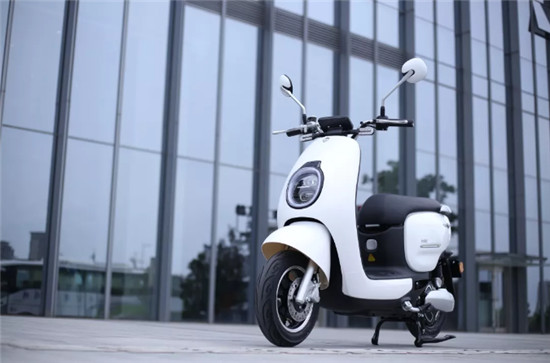 買電動車，愛瑪與臺鈴哪個好？