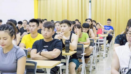 光豬圈健身與賽普聯(lián)手舉辦京滬兩場招聘會，加盟商現(xiàn)身說法