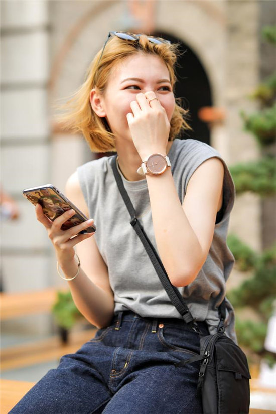 手腕美顏，Garmin vivomove HR時(shí)尚腕表助你變身女神