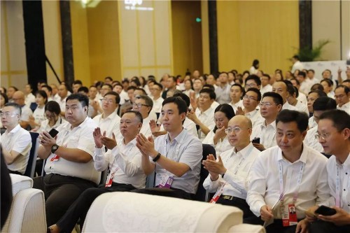龍貓數(shù)據(jù)與重慶云陽(yáng)簽訂戰(zhàn)略合作協(xié)議，共筑人工智能發(fā)展之基