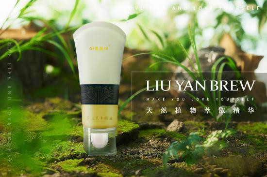 劉燕釀制燕窩酒釀蛋+豐韻霜，外抹內(nèi)服詮釋真正的豐盈美