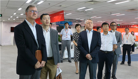Poly博詣與中國(guó)電信、南京普天簽訂戰(zhàn)略合作協(xié)議 攜手布局未來(lái)視訊市場(chǎng)