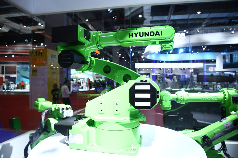“AI+ROBOT”亮點紛呈，哈工智能再次亮相中國工博會