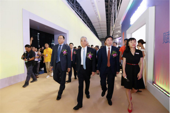 2019天翼智能生態(tài)博覽會矚目開展，紫晶存儲攜光存儲亮相