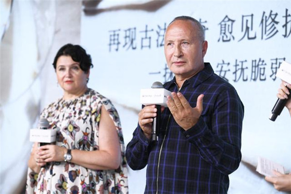 馥蕾詩、法國嬌蘭奢華面霜線上首發(fā) 大牌為何獨愛天貓小黑盒？