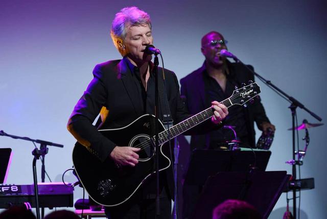 Bon Jovi：被譽為世界上最成功的搖滾樂隊之一，主唱Tony Bongiovi功不可沒