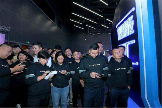 綠源發(fā)布2020電動(dòng)車趨勢(shì)，網(wǎng)友直呼：這才是電動(dòng)車該有的樣子