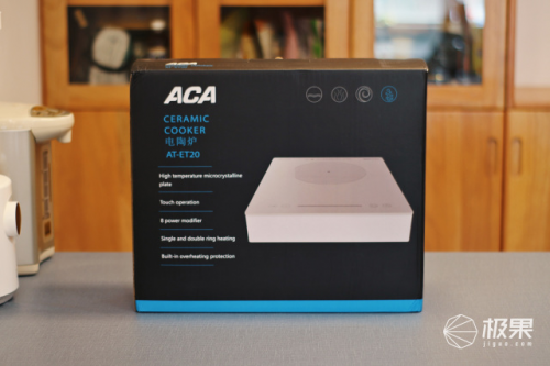 ACA北美電器高端電陶爐采用德國進(jìn)口爐芯，讓烹飪更健康