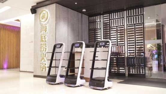 中國(guó)市場(chǎng)這么大，送餐機(jī)器人助力4萬(wàn)億餐飲業(yè)轉(zhuǎn)型