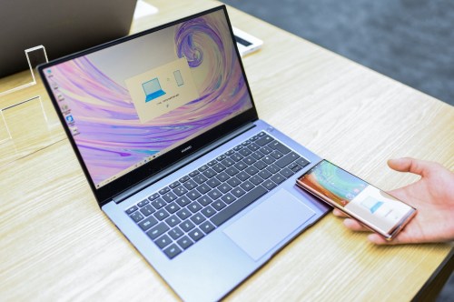 多屏協(xié)同讓辦公效率起飛，全新華為MateBook D堪稱年輕潮流之選