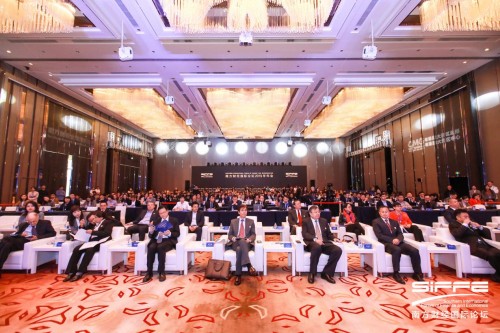 金固股份亮相2019南方財(cái)經(jīng)國際論壇 獲評杰出成長價(jià)值上市公司金帆獎