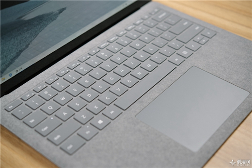Surface Laptop 3 13.5與15英寸正面對決：十代酷睿是最后贏家