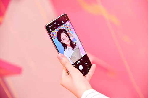 5599元起！三星Galaxy S10+大優(yōu)惠，新年換機(jī)首選旗艦
