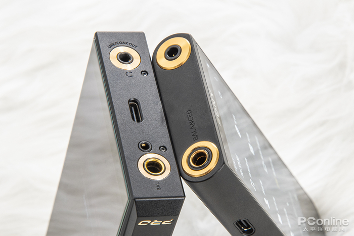 索尼ZX505對(duì)比飛傲M11Pro：索尼要憑借什么殺出層層重圍？