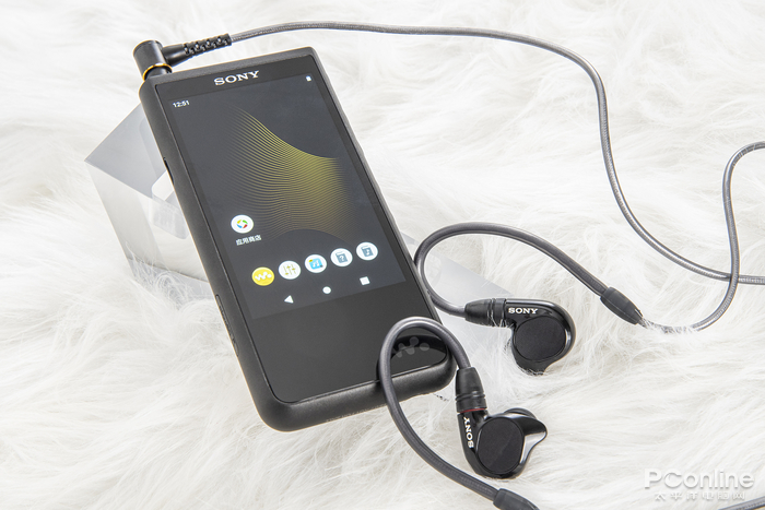 索尼ZX505對(duì)比飛傲M11Pro：索尼要憑借什么殺出層層重圍？