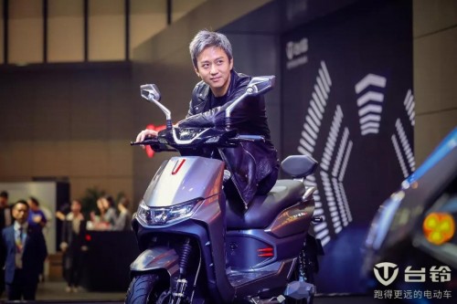 電動(dòng)車什么牌子的好？這款超級(jí)產(chǎn)品鄧超、賈乃亮同時(shí)種草