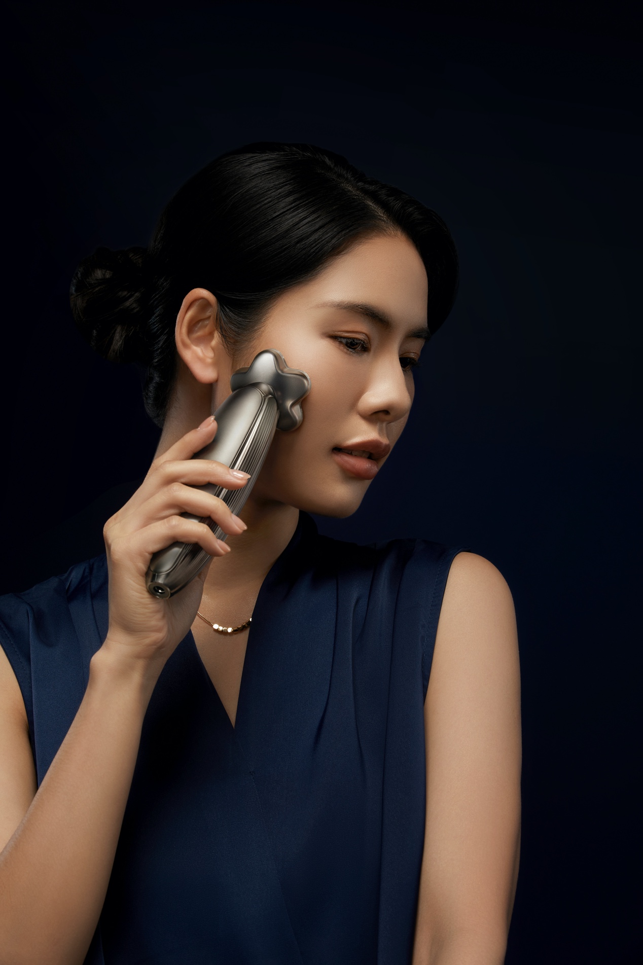 香哭了！Coficoli可菲可麗六極射頻美容儀，開在我家的“私人美容院”