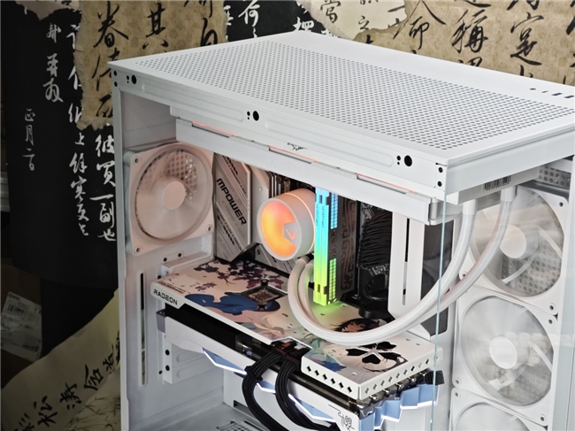 海景房機箱絕妙搭配，墨云藏境炫酷國潮RGB內存條裝機分享