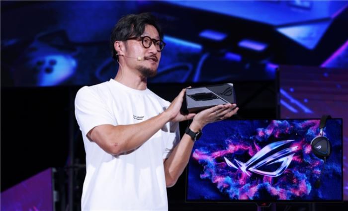 華碩RTX 50系列顯卡強(qiáng)勢來襲，ROG DIY好物盡顯硬核實(shí)力