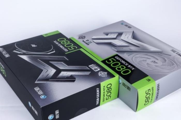 支持DLSS4，影馳 RTX 5080 金屬大師OC評測