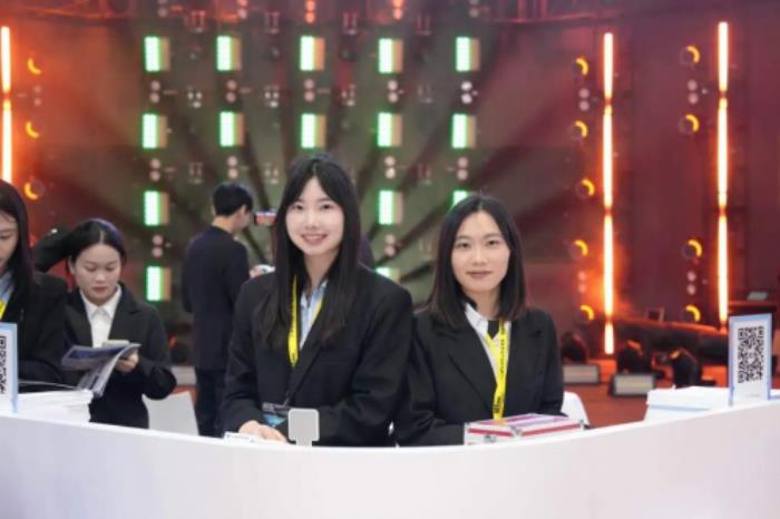 全球客商共聚廣州（國(guó)際）演藝設(shè)備、智能聲光產(chǎn)品技術(shù)展覽會(huì)，與itc保倫股份共謀合作新機(jī)遇！