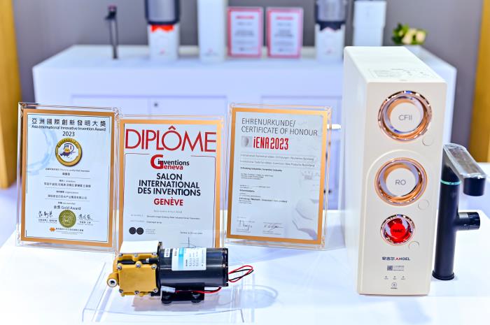 全球首秀AWE2025！安吉爾攜哪吒2代凈水器開啟“健康飲水定制化”時(shí)代