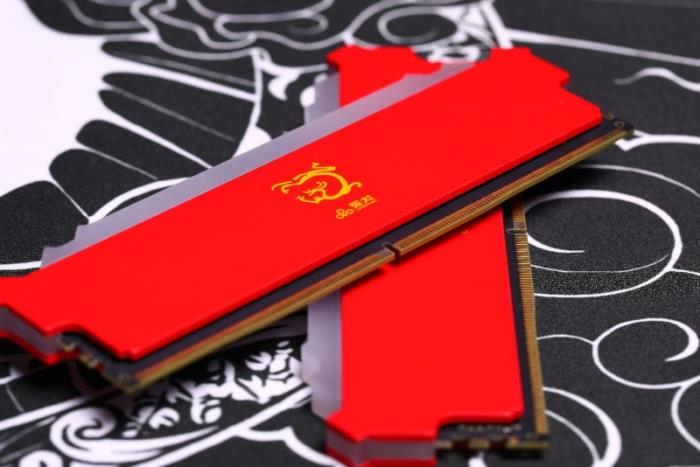 擁有一套國韻加持的內(nèi)存是什么體驗，紫光國芯云彣「煌」系列內(nèi)存評測
