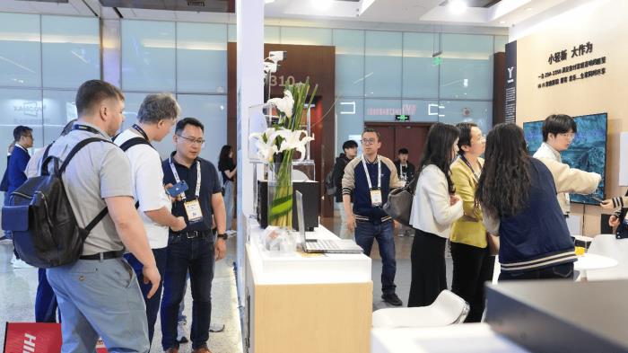 讓世界聽(tīng)見(jiàn)“中國(guó)智造” 榮域InfoComm China 2025首秀完美收官