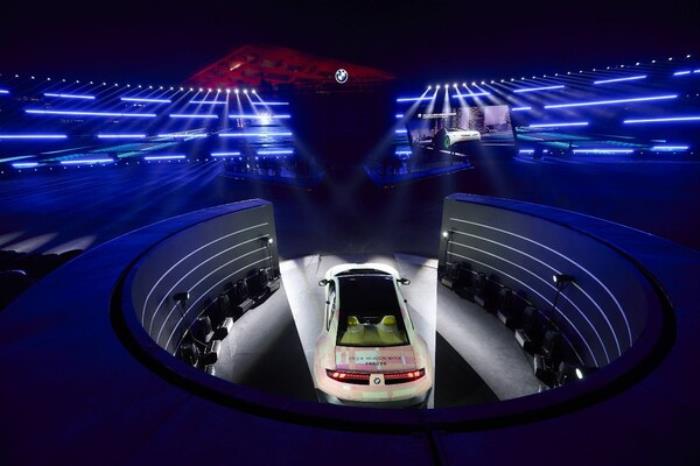唯有掌控，方有駕趣：BMW新世代駕趣概念車首次亮相上海，亮劍電動時代巔峰掌控力