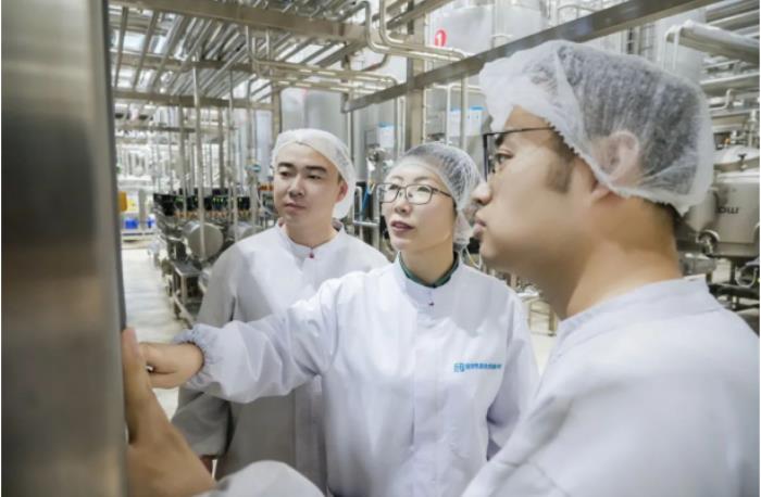 伊利股份突破乳鐵蛋白國際技術壁壘 實現(xiàn)國產化生產應用