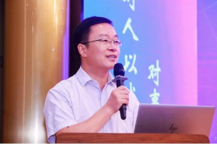 注入科技動(dòng)能，打開智慧之窗——“阿爾法蛋AI公益”情暖深圳同澤學(xué)校