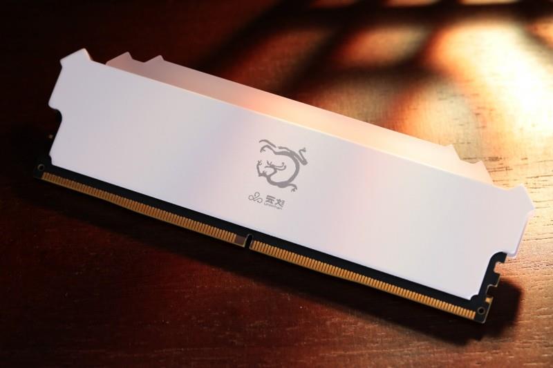 剪輯開(kāi)掛神器，「煌」系列DDR5內(nèi)存讓你縱享絲滑