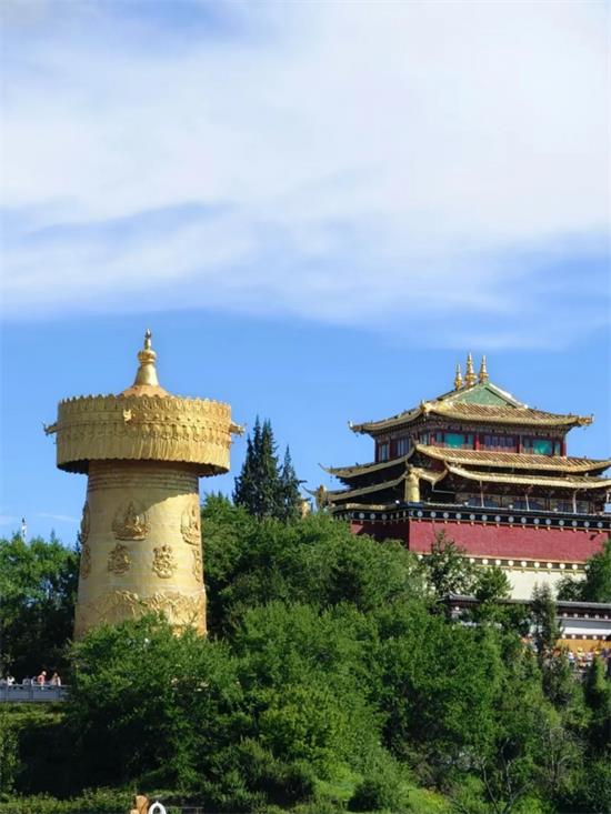 去香格里拉獨(dú)克宗古城，總要選一所心儀的民宿住一晚