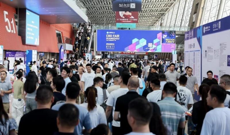 2025 廣州建博會(huì)盛大啟幕，上海浦東智能照明聯(lián)合會(huì)攜手共筑智能照明新輝煌