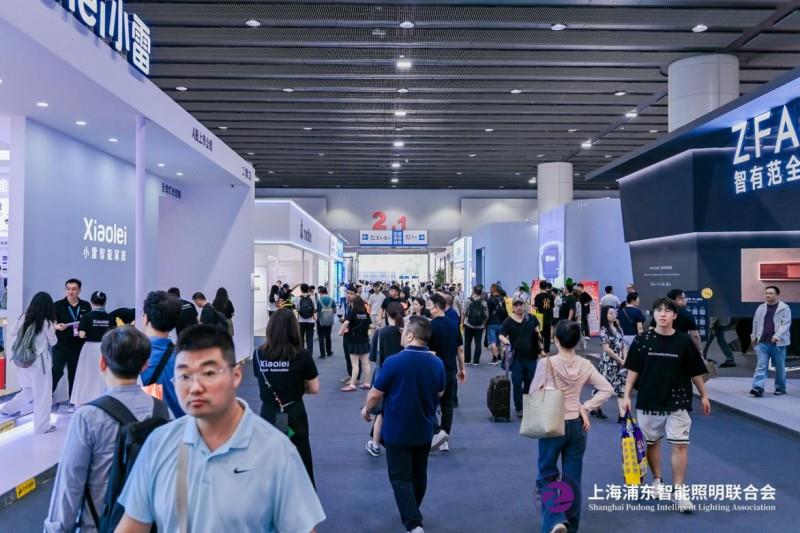 2025 廣州建博會(huì)盛大啟幕，上海浦東智能照明聯(lián)合會(huì)攜手共筑智能照明新輝煌