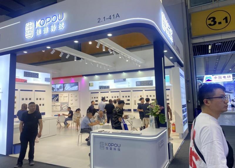 2025 廣州建博會(huì)盛大啟幕，上海浦東智能照明聯(lián)合會(huì)攜手共筑智能照明新輝煌