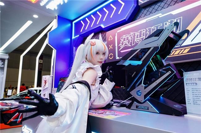 BW2025雕宅首日狂歡，技嘉AORUS夢想主場引爆電競狂潮