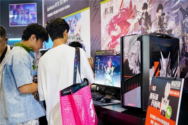 BW2025雕宅首日狂歡，技嘉AORUS夢想主場引爆電競狂潮