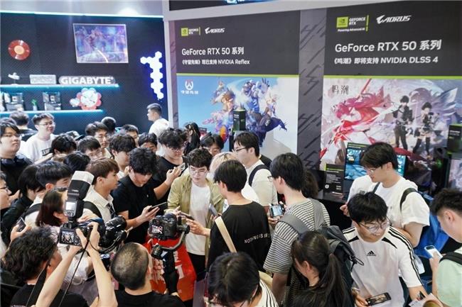 BW2025雕宅首日狂歡，技嘉AORUS夢想主場引爆電競狂潮